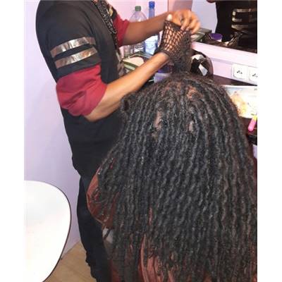 Reprise-au-crochet-racines-des-locks
